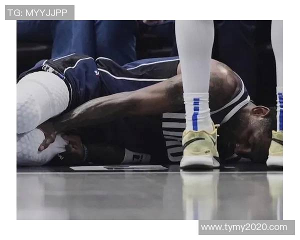 篮网与开拓者激战正酣球迷期待精彩对决与精彩表现